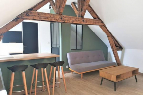 Appartement proche centre entièrement rénové avec le cachet de l'ancien
